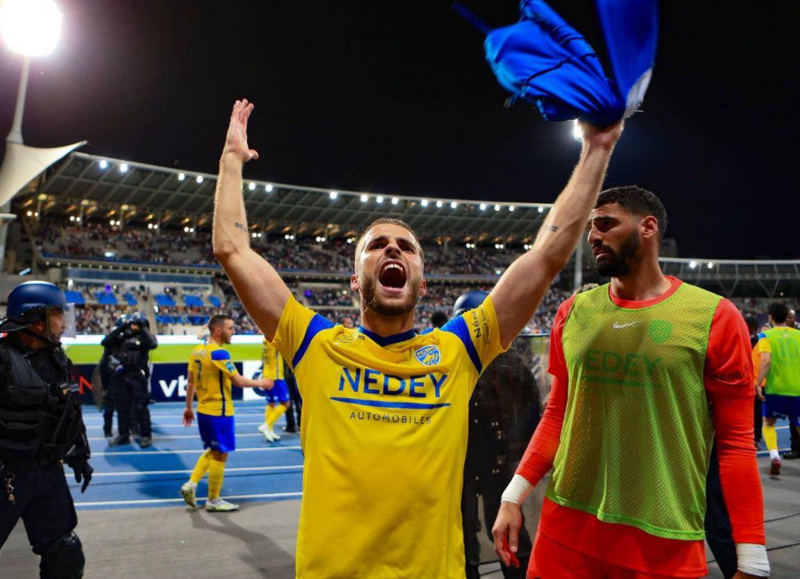 菲尼克斯太阳迎法甲关键赛，赛前内部沟通，引发热议，资深球员宣示担当的简单介绍-爱游戏